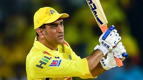 MS Dhoni To Go Back In IPL 2021 Auction Pool? Wait, What? - Stackumbrella.com