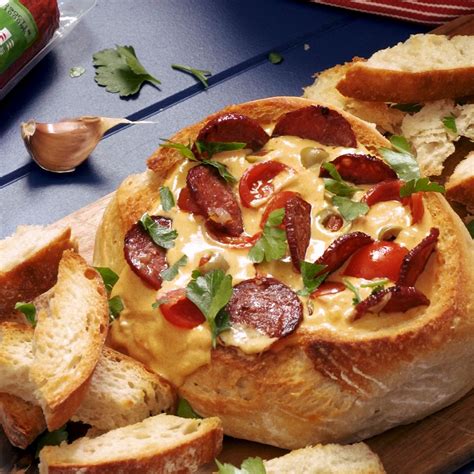 Check this out! Pizza cobb dip Loaf Recipes, Dip Recipes, Diy Food Recipes, Quick Recipes ...