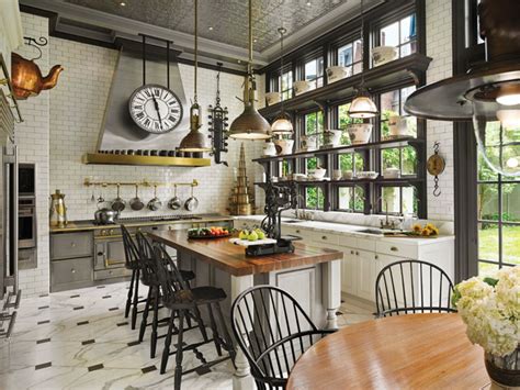 Spence Kass offers a 19th-century aesthetic to a Philadelphia manse. Victorian Kitchen, Vintage ...