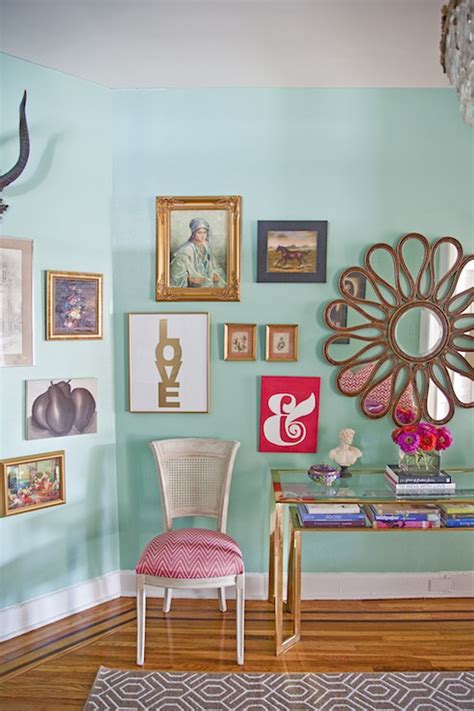 9 Most Favorite Aqua Paint Colors You'll Love | Trendy wall decor, Home decor bedroom, Home decor