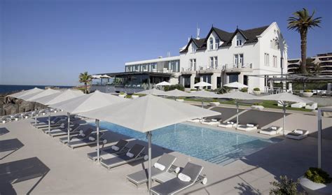 Farol Hotel volta a marcar o início do verão com Welcome Summer Sunset - VOU SAIR - Magazine ...