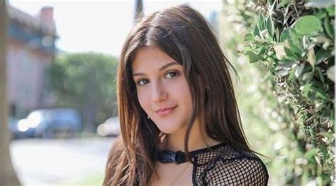 Jenny Popach - Age, Height, Net Worth, Boyfriend, Bio, Facts, Wiki