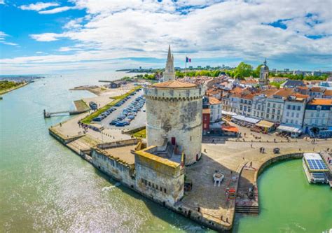 15 Best Things to Do in La Rochelle (France) - The Crazy Tourist