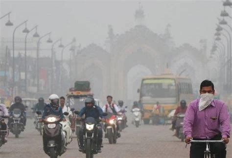 Delhi air pollution: No relief from thick smog as AQI hovers around 500-mark on the last day of ...