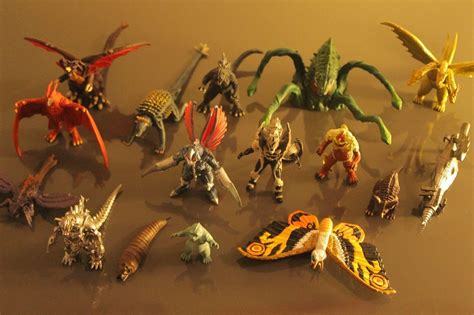 Godzilla Final Wars Pack of Destruction Lot 16 Gashapon Figures 2004 ...