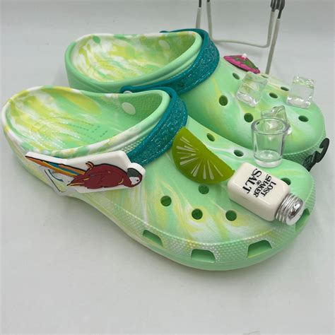 Jimmy Buffett X Crocs Classic Margaritaville Green Yellow Clogs Size US ...