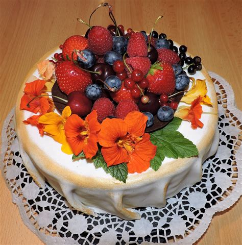 Free Images : sweet, flower, dish, food, produce, dessert, eat, cuisine, delicious, birthday ...