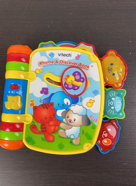 VTech Rhyme & Discover Book