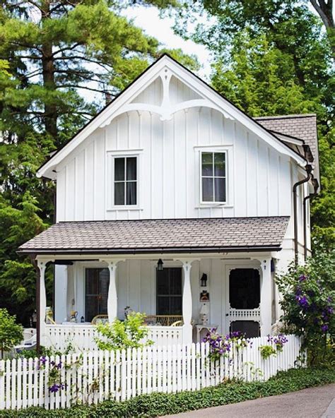 99 Modern White Cottage Exterior Style - 99Architecture | White ...