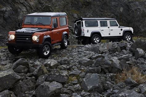 Download Orange Car White Car Car Land Rover SUV Vehicle Land Rover Defender 4k Ultra HD Wallpaper