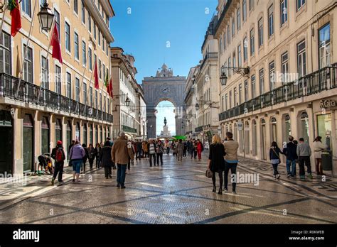 Shopping street, Rua Augusta, behind gate Arco da Rua Augusta, Baixa, Lisbon, Portugal Stock ...