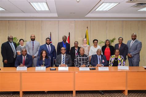 Turks and Caicos Islands’ Premier and delegation discuss reform of educational sector with UWI ...