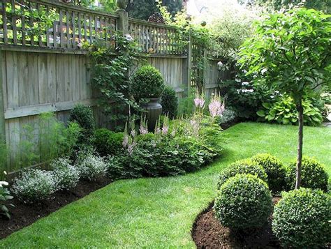 Landscape Ideas For Backyard Fence - Image to u