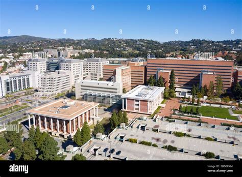 Aerial view of UCLA Medical Center at the Westwood campus, Los Angeles ...