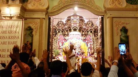 Iskcon Temple Aarti Vrindavan | Iskcon Evening Aarti Vrindavan Video | Shri Krishna Aarti Chants ...