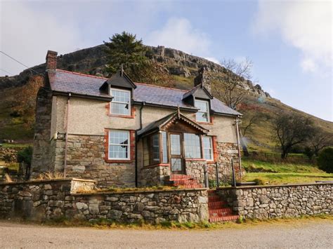 Sykes Holiday Cottages in Snowdonia | Accommodation in Snowdonia ...