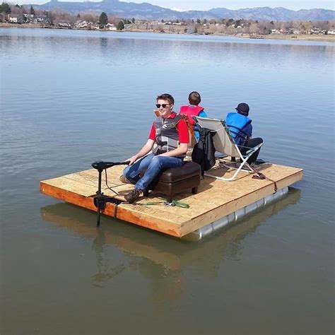 Homemade Pontoon Boat | Homemade pontoon boat, Boat building, Boat building plans