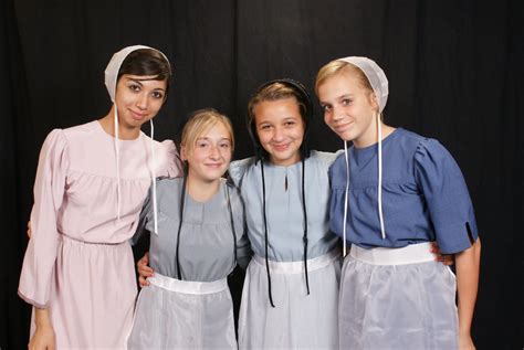 All things Amish: Buy Amish Woman's Clothes here!