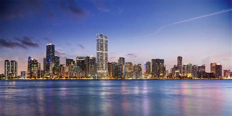 Foster + Partners unveil plans for a pair of hurricane-resistant high rises in Miami