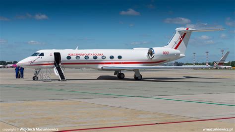 The Polish Air Force Takes Delivery Of Its First Gulfstream G550 VIP ...