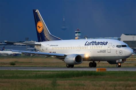 Boeing 737-500 Lufthansa. Photos and description of the plane