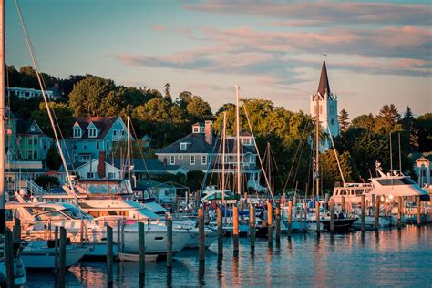 11 Best Airbnbs in Mackinac Island, Michigan (2021 Edition)