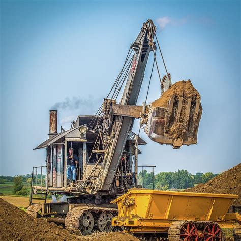 Steam powered Shovel Photograph by Paul Freidlund