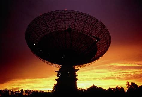 View Of The Parkes Radio Telescope #2 Photograph by Dr Seth Shostak ...