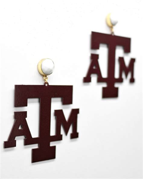 Texas A&M Maroon Logo Earrings with White Agate – TeamRLN