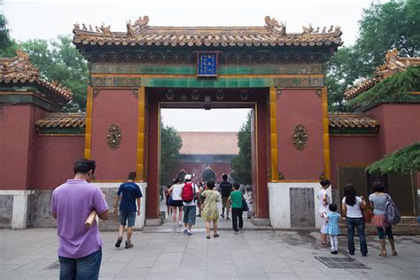 Lama Temple Architecture | The Buddhist Lama Temple in Beiji… | Flickr