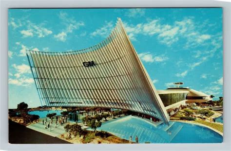 NEW YORK'S WORLD Fair 1964-65 General Motors Futurama Building Vintage Postcard $9.99 - PicClick
