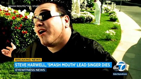 Steve Harwell, original Smash Mouth lead singer, dies at 56 - YouTube