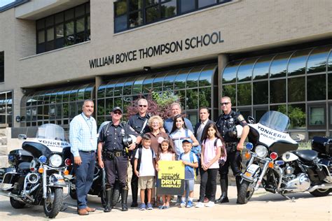 Yonkers Police Help Launch ‘School’s Open, Drive Carefully’ | Yonkers Times