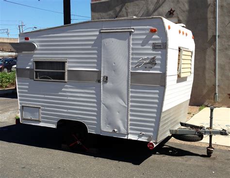 Vintage RV 1971 Shasta Compact camper | Shasta compact, Vintage camper ...