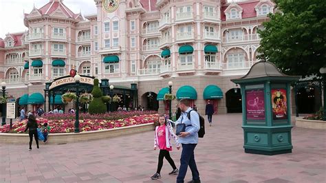 Walking To The Main Entrance At Disneyland Paris - YouTube