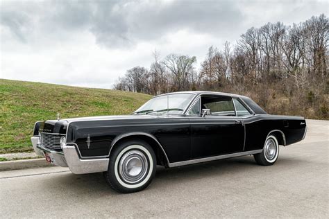 1966 Lincoln Continental | Fast Lane Classic Cars