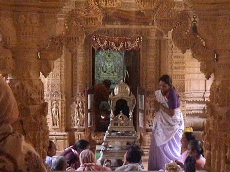 Worship in Jain temple, Jaisalmer - India Travel Forum | IndiaMike.com