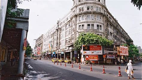 Fire at a parlour near Park Street crossing in Kolkata | West Bengal ...