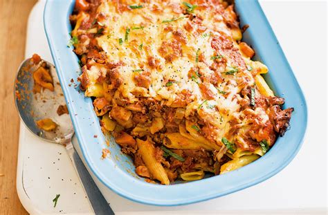 Delicious Mince and Pasta Bake Recipe for a Mouthwatering Meal – Hello ...