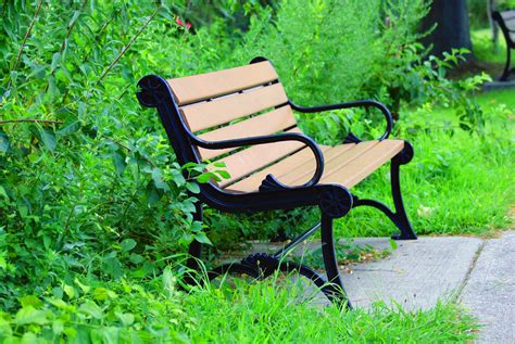 Free Stock Photo 3672-Park Bench II | freeimageslive