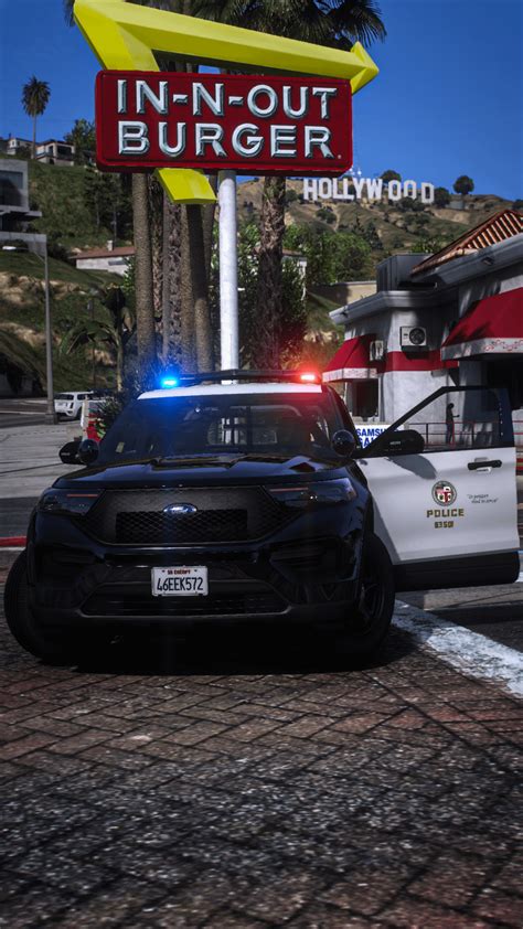 Game looking pretty good! : r/lspdfr