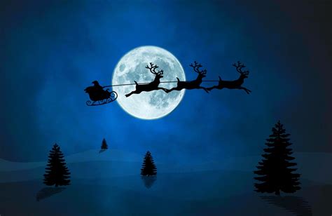 NASA has revealed the exact time you can see 'Santa’s sleigh' flying ...