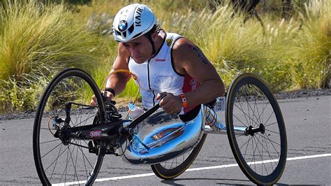 Paralympic champ Alex Zanardi seriously injured again in handbike crash