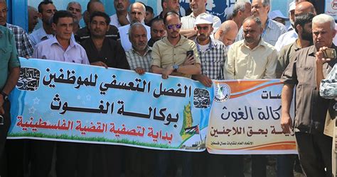 UNRWA staff members resume protests demanding protection of rights