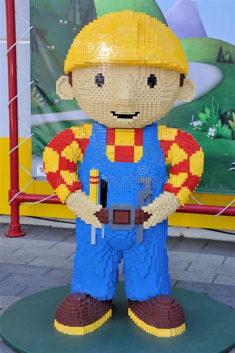 Lego sculpture of Bob the Builder. Taken at Legoland California the ...