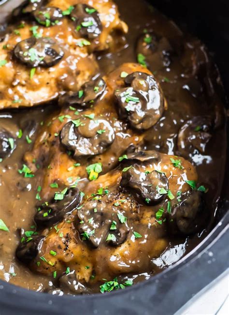 Crock Pot Chicken Marsala {Easy Healthy Recipe!} – WellPlated.com