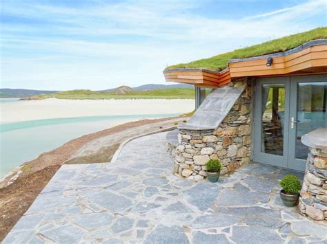 Beach Bay Cottage in Carnish, Uig, Isle of Lewis | Cottages.com