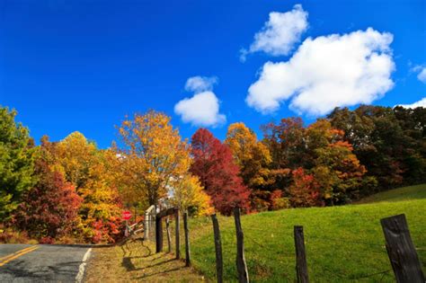 Four Popular Fall Foliage Drives in the Hudson Valley