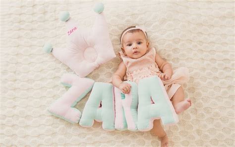 Difference Between Newborn & 1-2 Months Baby Photoshoot?