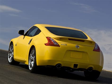 NISSAN 370Z Specs & Photos - 2008, 2009, 2010, 2011, 2012 - autoevolution